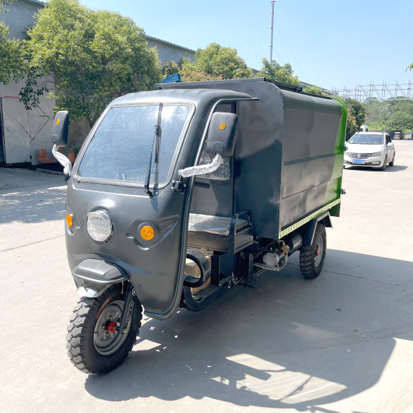 电动挂桶自卸垃圾车