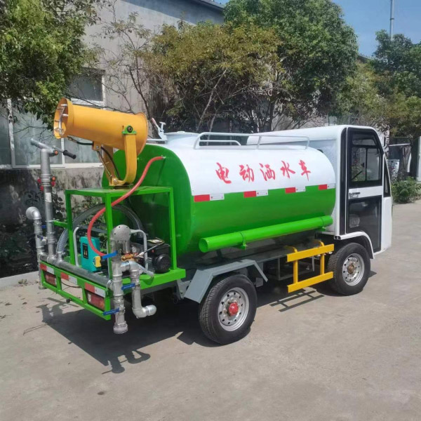 洒水车