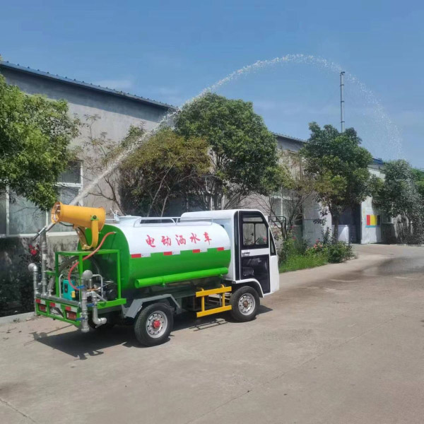 洒水车